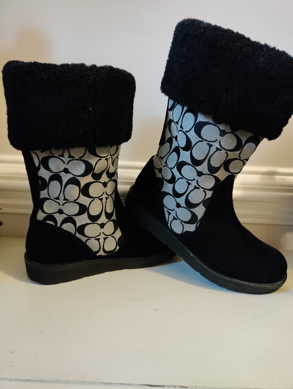 Coach Kally Signature Winter Boots – Women's Size 8.5 - Picture 6 of 6